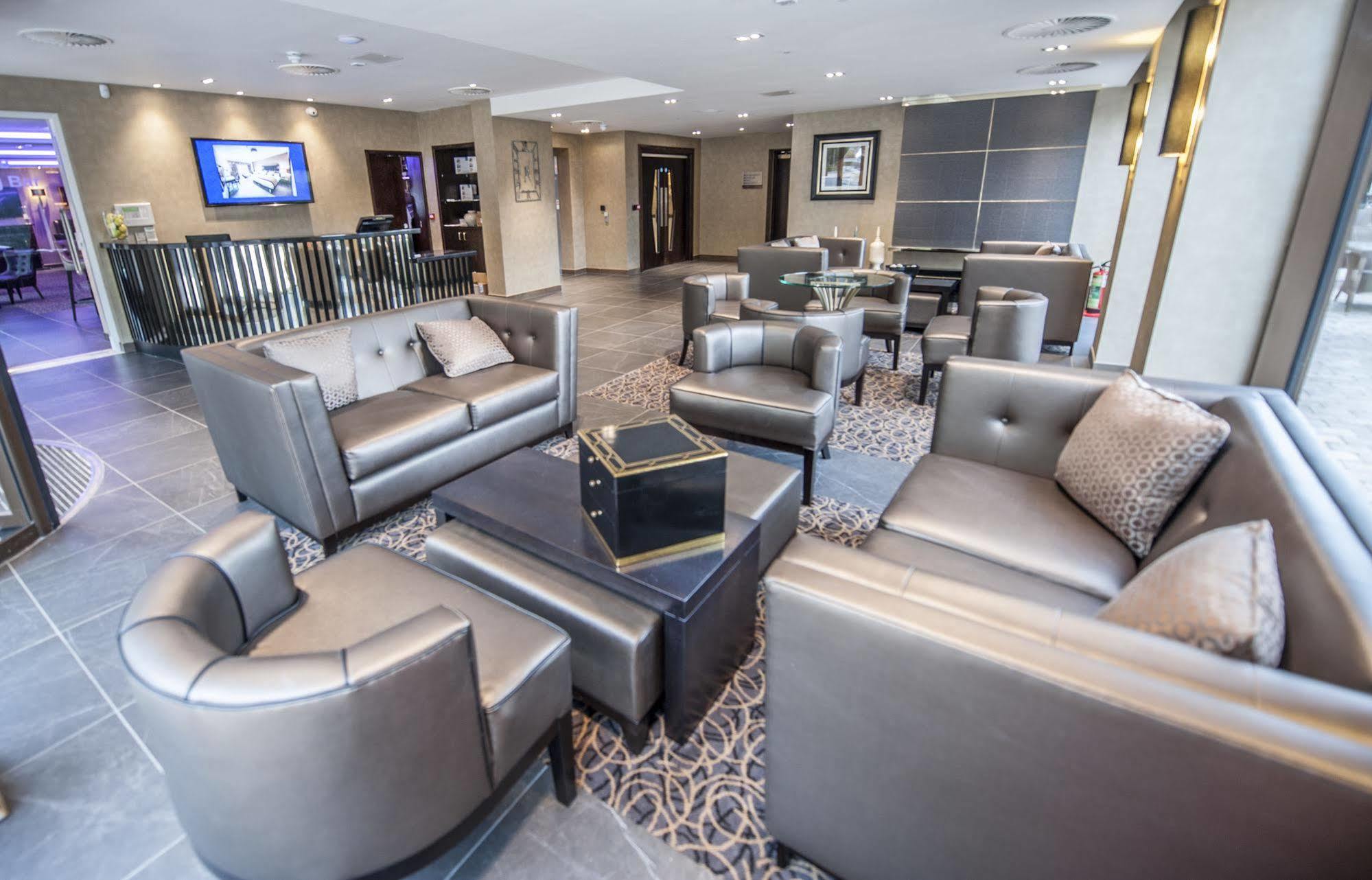 Parklands Hotel & Country Club Newton Mearns Esterno foto