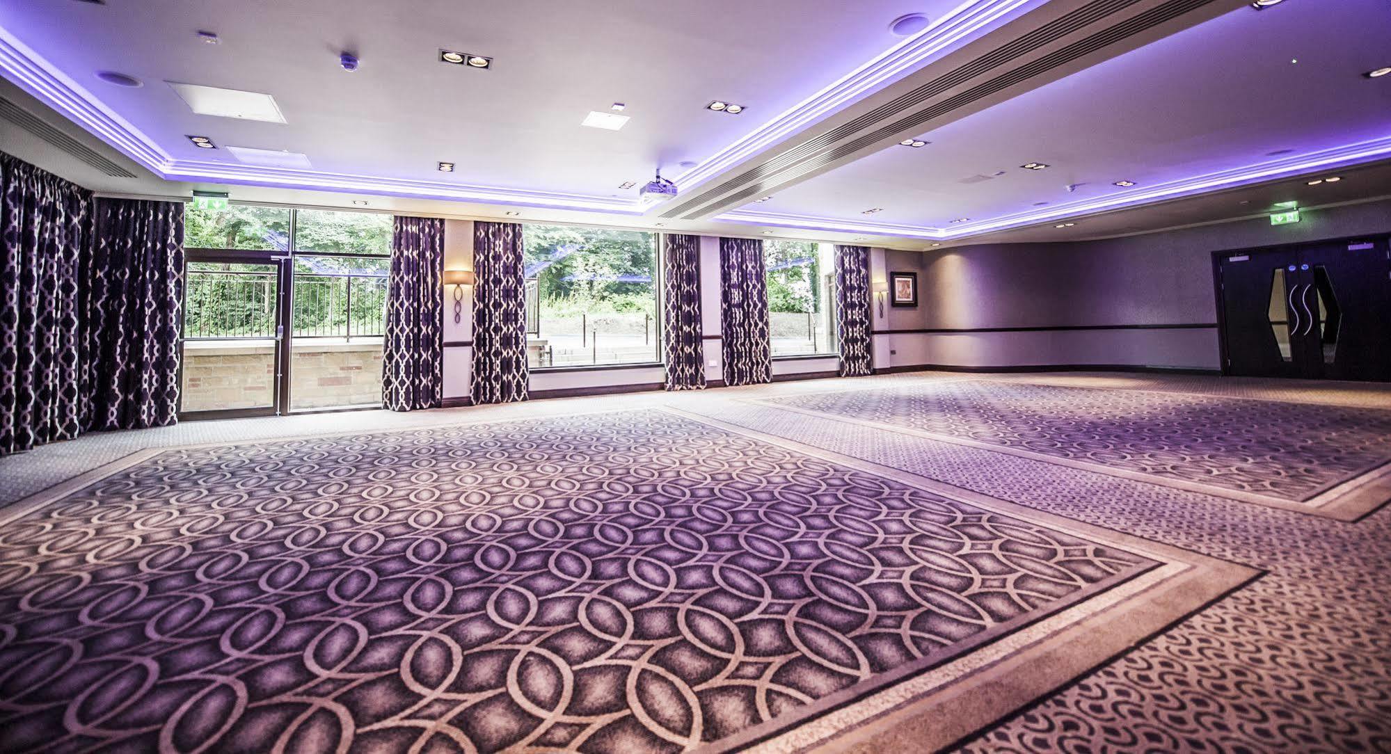 Parklands Hotel & Country Club Newton Mearns Esterno foto